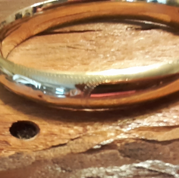 14 K Yellow Gold Engravable Etched Bangle - Picture 3 of 5